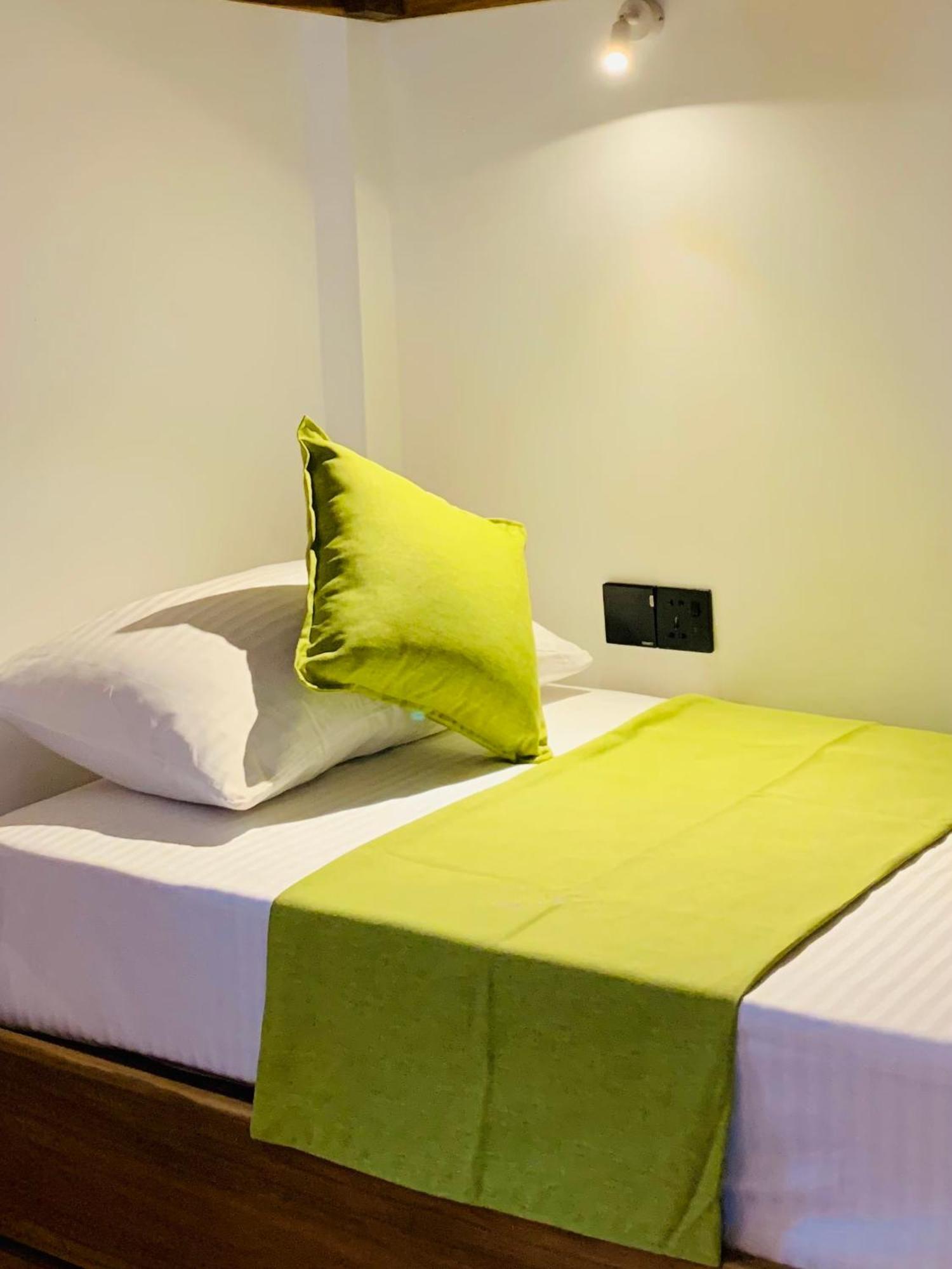 Breeze Bay Villa ดิคเวลลา ภายนอก รูปภาพ